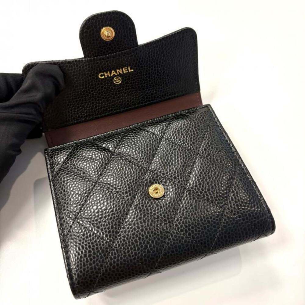 CHANEL Black Caviar Leather Logo Wallet - Picture 3 of 10